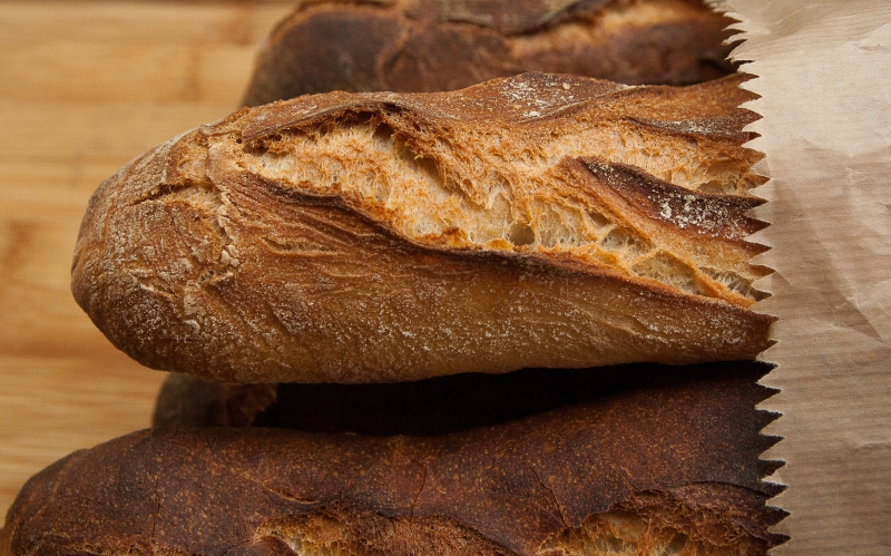 boutique-VALBONNE-min_dish-food-baking-cuisine-bread-bakery-399077-pxhere.com